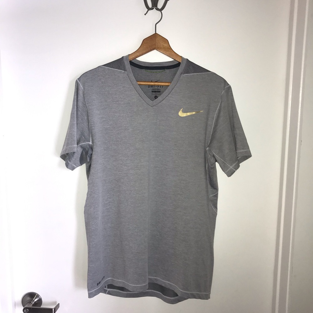 Nike Training Ultimate Dry V-Neck